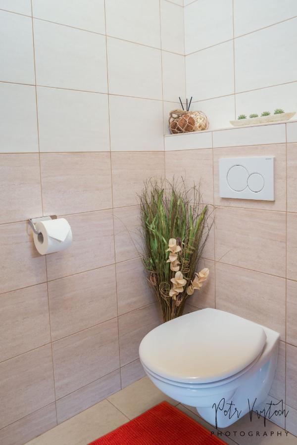 Luxurious, Lovely And Romantic Apartment In ターボル エクステリア 写真